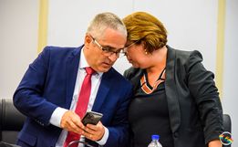 AO VIVO: Vereadores votam processo de cassação de Maria Tereza Capra 