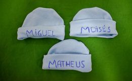 Parto raro de trigêmeos com 2 placentas e 3 bolsas mobiliza 16 profissionais em hospital de SC