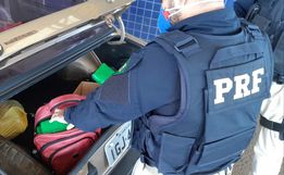 PRF apreende 15kg de maconha em Guaraciaba
