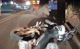 Motociclista sofre queda após colidir em cachorro no interior de Itapiranga