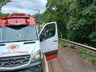 Jovem fica ferido ao colidir motocicleta em guard rail 