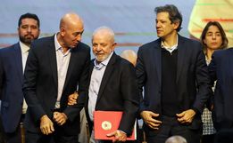 Haddad pede que eleitores se mobilizem por reforma do Imposto de Renda