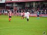 Em jogo de confusão e gol contra, Guarani é superado pelo Cometa