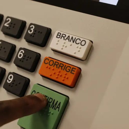 SC tem a maior proporção de candidaturas femininas dos últimos 24 anos