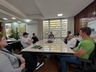 Prefeito de São José do Cedro discute investimentos e projetos musicais com a banda municipal
