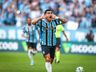 Grêmio goleia o Coritiba e assume a vice-liderança do Brasileirão