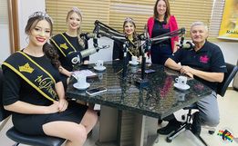 Soberanas da FAIC visitam Rádio Itapiranga