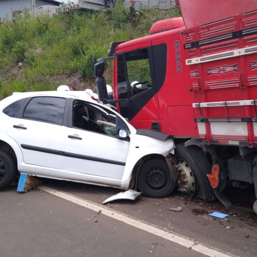 Motorista morre após colidir frontalmente contra caminhão em Concórdia