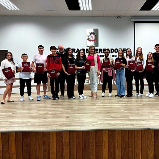 Câmara de São Miguel do Oeste fará sessão solene de diplomação e posse do Parlamento Jovem