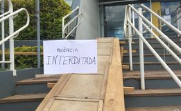 Vigilância Sanitária de Itapiranga interdita agência bancária