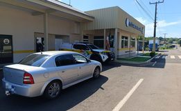 Polícia recupera carro furtado na SC-163 em Iporã do Oeste