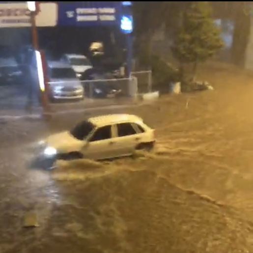 VÍDEO: Chuva, vento e granizo causam prejuízos em Palma Sola 