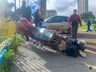 Colisão entre moto e carro deixa motociclista ferido em SMOeste; Assista