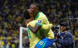 Brasil vence Paraguai e confirma vaga para Copa do Mundo