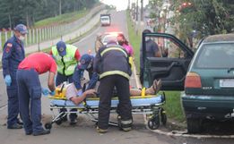 Três feridos em colisão lateral na Willy Barth em São Miguel do Oeste