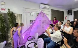 Legislativo de Bandeirante inaugura Galeria Lilás durante sessão solene
