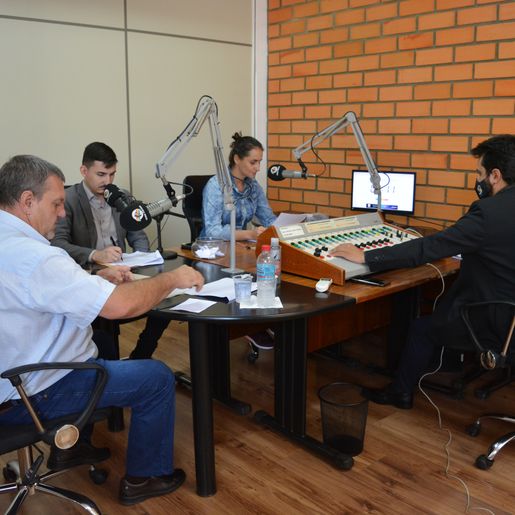  Terceiro debate na Atalaia é com candidatos a prefeito de Santa Terezinha do Progresso 