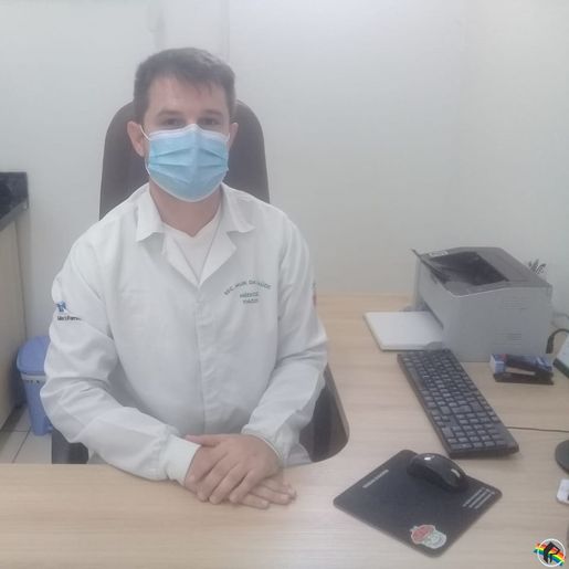 Médico alerta para risco de agravamento da pandemia