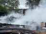 Galpão é destruído por incêndio no interior de Descanso 