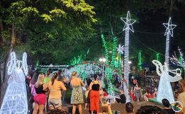 Itapiranga é Natal: Acendimento das luzes reúne grande público