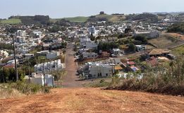 São José do Cedro: Secretaria de urbanismo realiza melhorias no loteamento Alta Colina