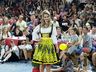 Tainá Dill é a rainha da 42ª Oktoberfest