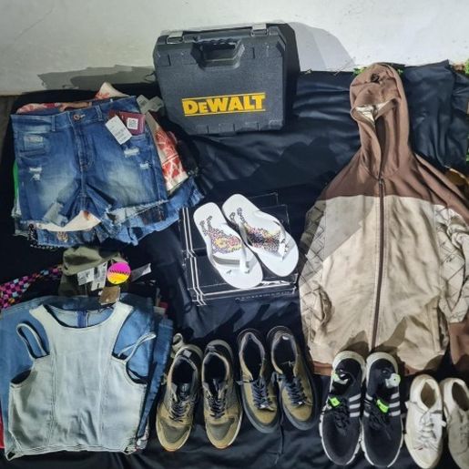 Polícia prende homem por furto de R$ 6 mil em roupas em SMO 