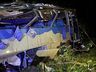 Ônibus cai em ribanceira, deixa 10 mortos e 21 feridos no Paraná 