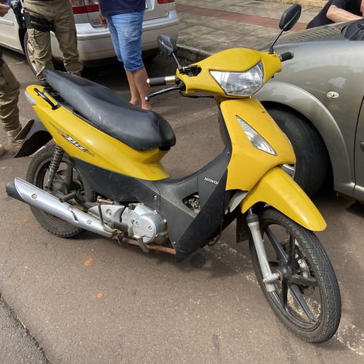 Colisão traseira deixa homem ferido no centro de São Miguel do Oeste