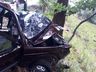 Carro fica destruído após colisão contra árvore na SC-305, em Guaraciaba