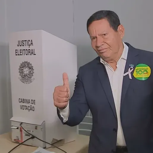 Vice-presidente Hamilton Mourão é eleito senador pelo RS