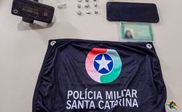 Polícia Militar conduz três suspeitos e apreende entorpecentes em SMOeste