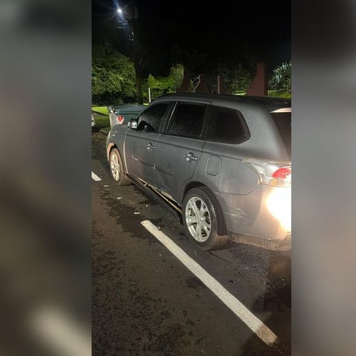 Motorista foge após acidente com carro estacionado em SMO 
