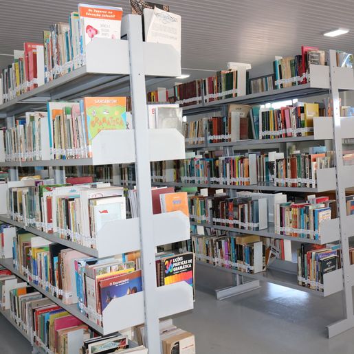 Biblioteca de Iporã do Oeste amplia acervo e chega a 16 mil livros