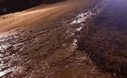 Moradores denunciam vazamento de água no Andreatta em SMO