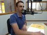 Candidato à reeleição em Guarujá do Sul participa de entrevista na Rádio Cedro