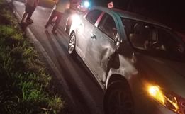 Homem fica ferido em colisão entre carro e moto no interior de Tunápolis 