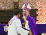 Celebrado pelo Bispo Dom Odelir, novo padre é apresentado em SMO