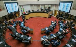 AO VIVO: Alesc escolhe deputados para o novo tribunal do impeachment