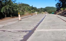 Concretagem da BR-163, São José do Cedro, alcança o primeiro quilômetro; assista