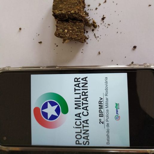 Motorista é flagrado com drogas em abordagem no posto da PMR em Iporã do Oeste