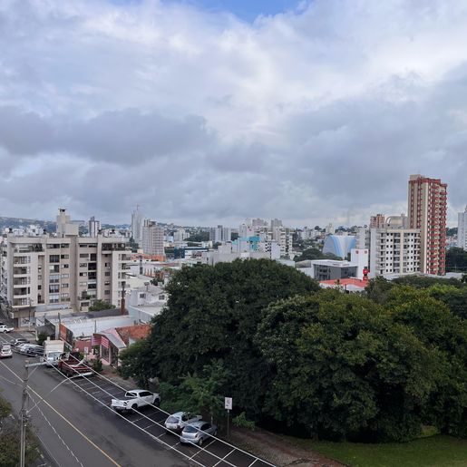 Comércio atende em horário estendido neste sábado, em São Miguel do Oeste