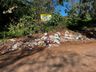 Moradora denúncia descarte irregular de lixo no interior de SMOeste 