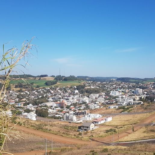 Projeto que prevê multa a donos de lotes abandonados vai à Câmara de Vereadores