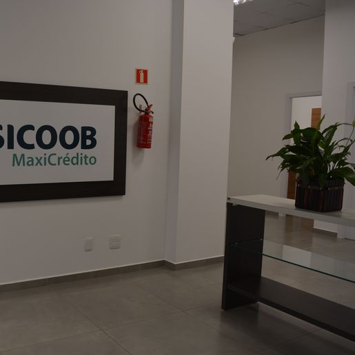 VÍDEO: Sicoob MaxiCrédito de Campo Erê atende em novo endereço 