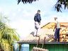 Mutirão ajuda famílias atingidas por chuva de granizo em Bandeirante