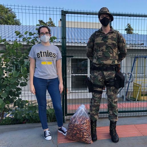 Polícia Ambiental realiza doação dos 66 kg de pinhão apreendido