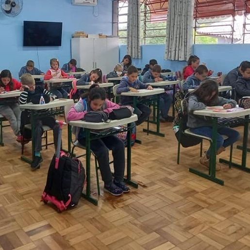 Alunos do colégio Renascer participam de rodas de conversa sobre bullying