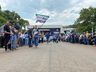 Produtores de leite fazem protesto e fecham fronteira com a Argentina