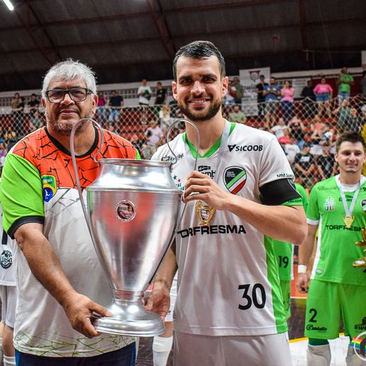 É CAMPEÃO: São Miguel Futsal derrota Luzerna e conquista título da Série Prata 